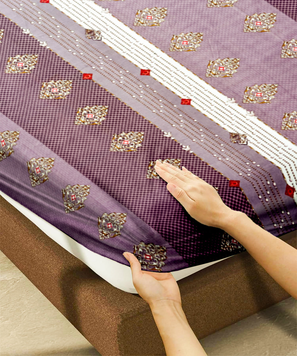 Vintage Plum Harmony  Fitted Bedsheet With Pillow Cover