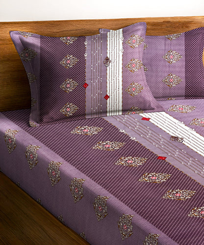 Vintage Plum Harmony King Size Bedsheet With 2 Pillow Cover