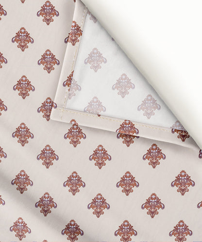 Ivory Royal Charm Bedsheet With Pillow Covers