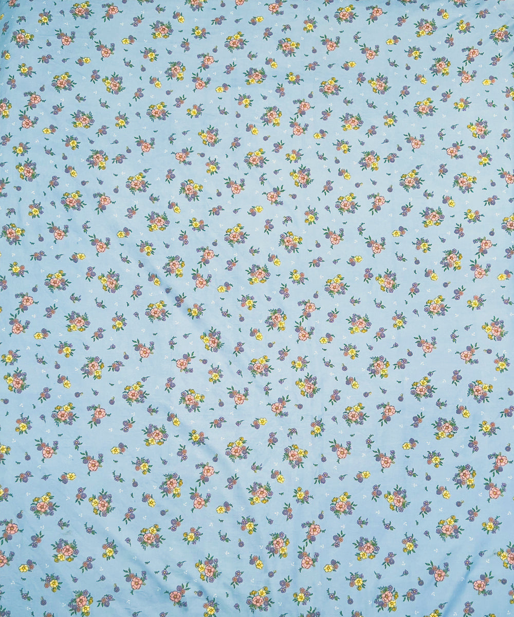 Daisy Sky Flat Double Bedsheet With 2 Pillow Covers