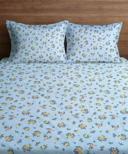 Daisy Sky Flat Bedsheet With Pillow Covers