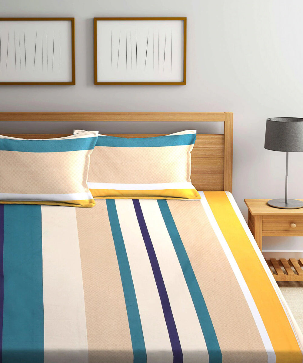 Multi Color Super King Fitted Bedsheet With 2 Pillow Covers