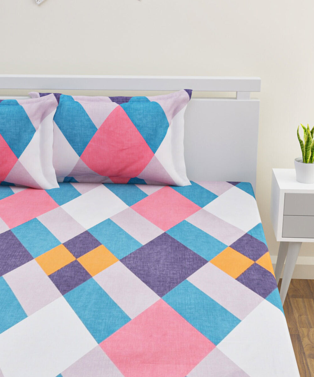 Multicoloured Squares Bedsheet with 2 Pillow Covers