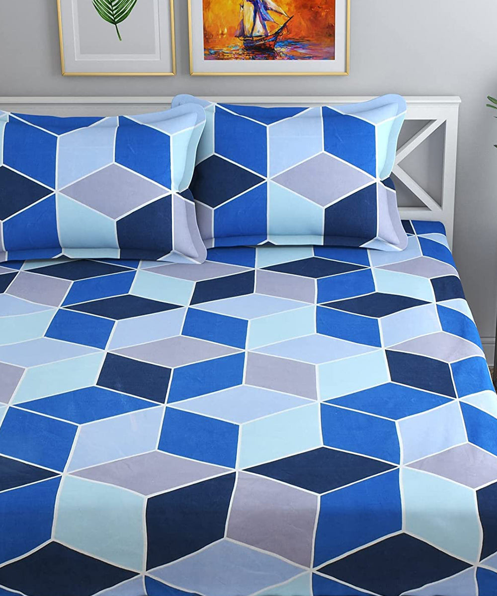 Blue Geometric Super King Fitted Bedsheet With 2 Pillow Covers