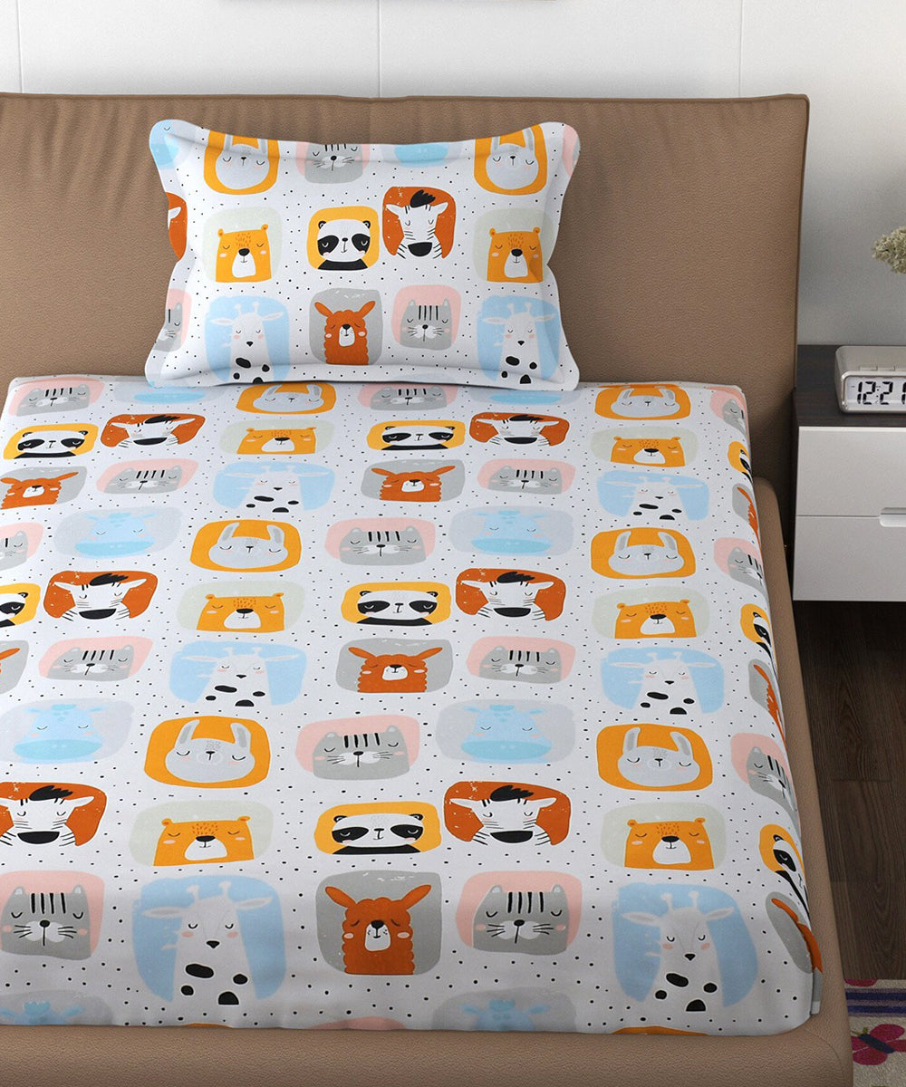 Cuddly Critters Kids Single Bedsheet With 1 Pillow Cover