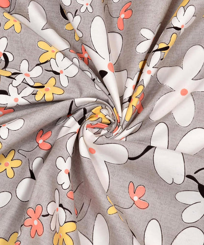 Pretty Flowers King Size Bedsheet with 2 Pillow Covers