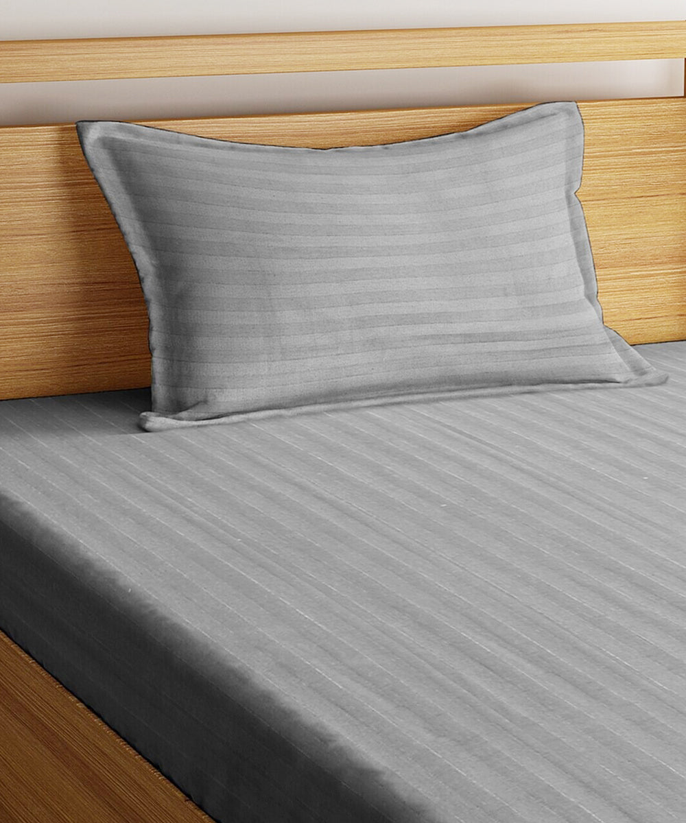 Light Grey Single Fitted Bedsheet With 1 Pillow Cover