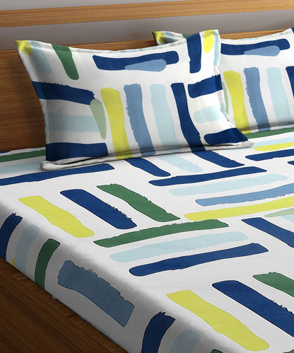Multi Color Geometric Super King Bedsheet With 2 Pillow Covers