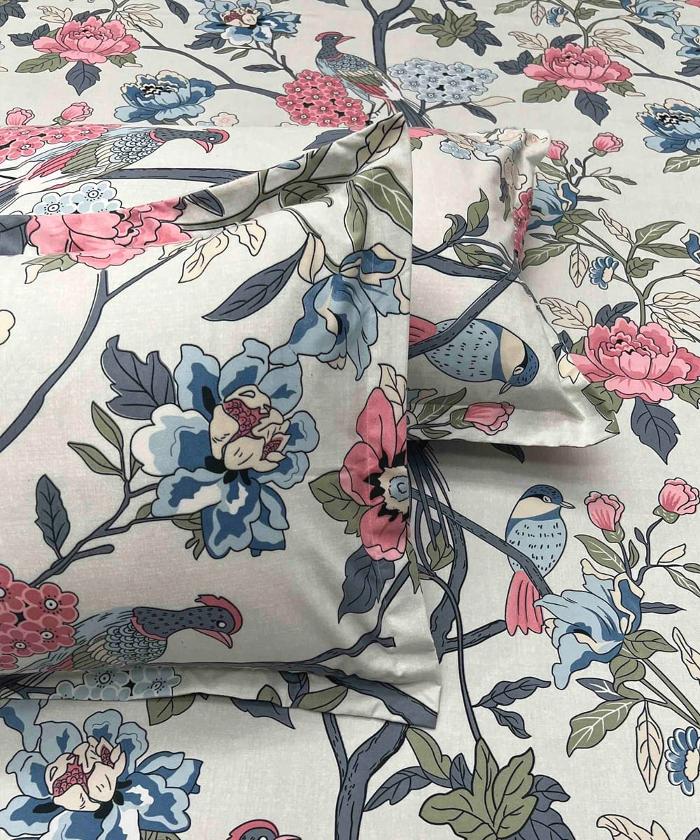 Orchard Elegance Queen Fitted Bedsheet With 2 Pillow Covers