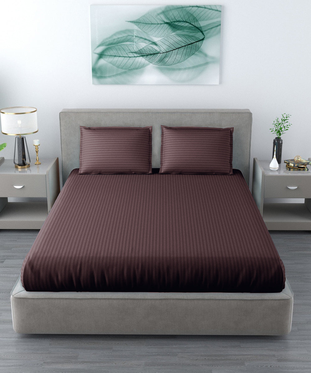 Brown Queen Fitted Bedsheet With 2 Pillow Covers
