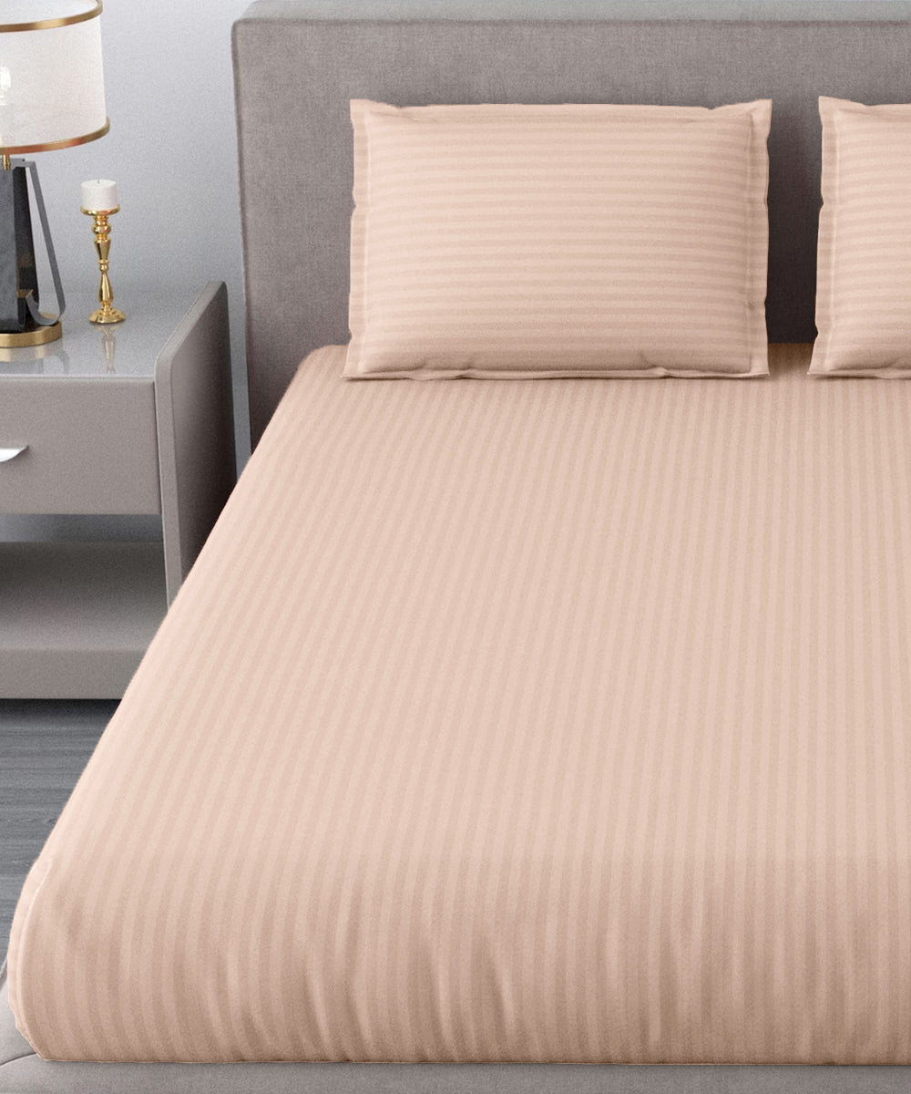 Cream Queen Fitted Bedsheet With 2 Pillow Covers