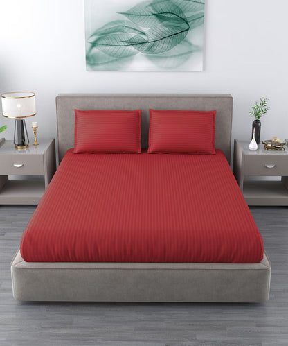 Red King fitted Bedsheet With 2 Pillow Covers