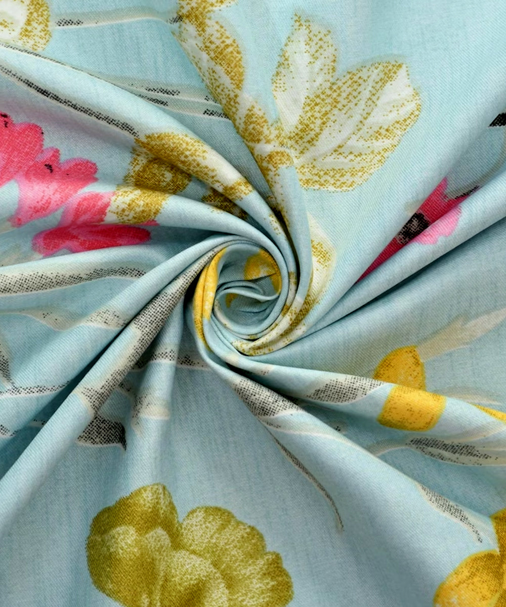 Sky Floral King Size Bedsheet With 2 Pillow Covers