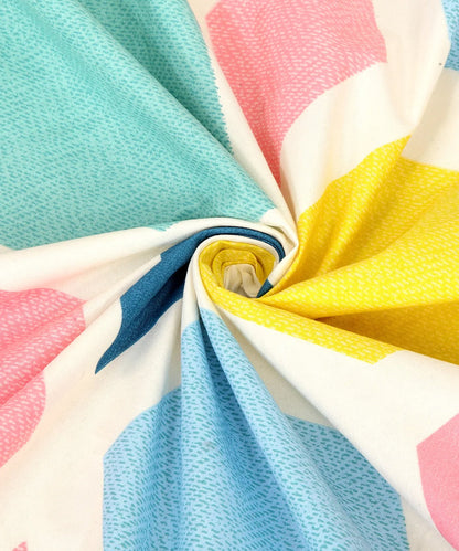 Hexa Geometric King Fitted Bedsheet With 2 Pillow Covers