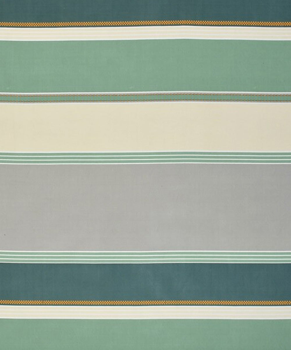 Lines Double Bedsheet With 2 Pillow Covers