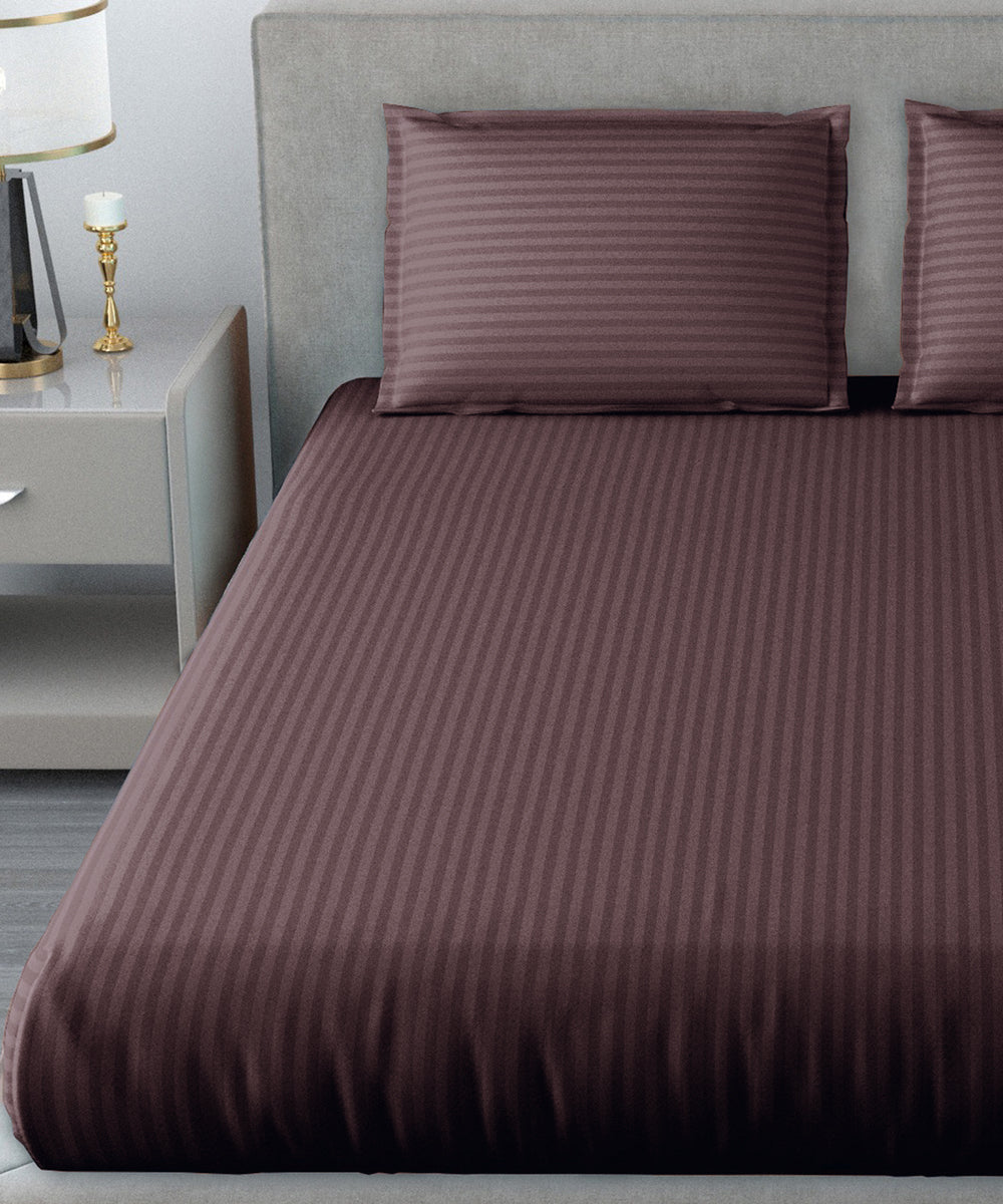 Brown Queen Fitted Bedsheet With 2 Pillow Covers