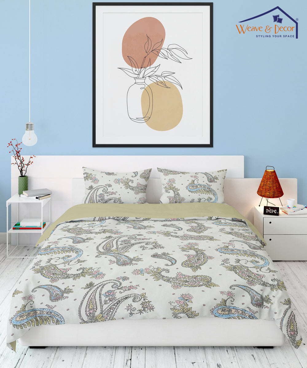 Off White Floral King Size Bedsheet With 2 Pillow Covers