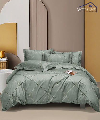Green Lines King Fitted Bedsheet With 2 Pillow Covers
