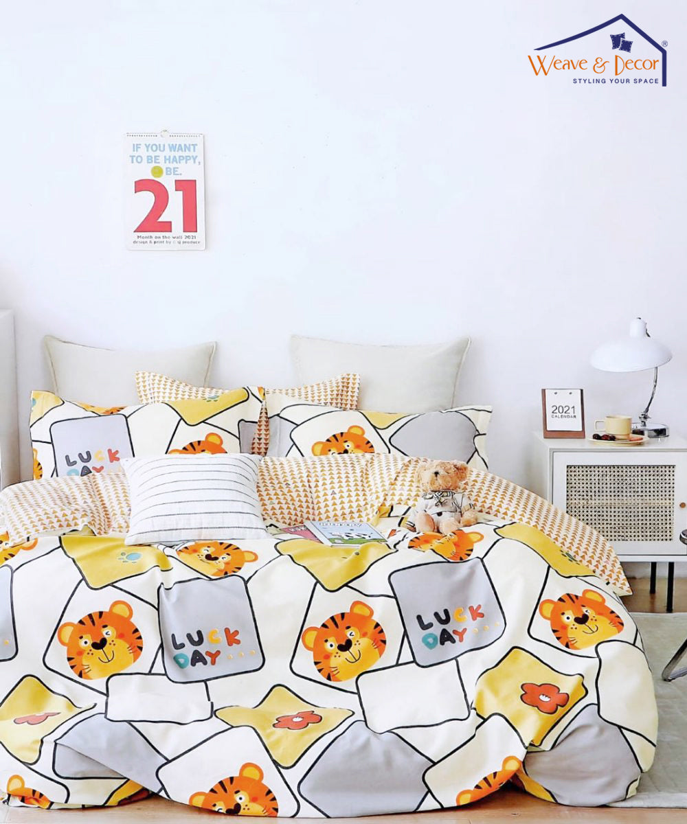 Little Cub Flat Double Bedsheet With 2 Pillow Cover