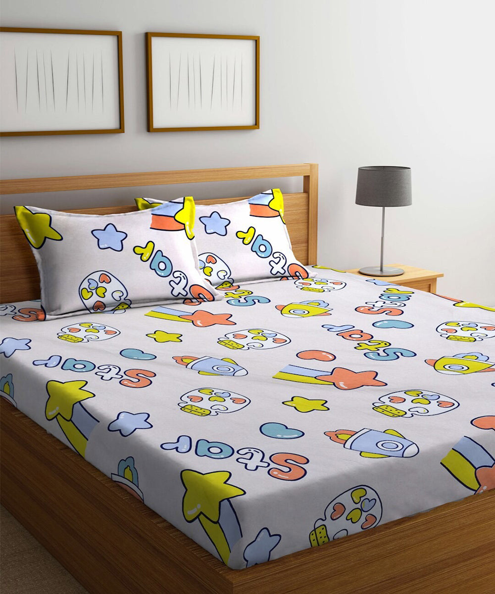Star Kids  King Fitted Bedsheet With 2 Pillow Covers