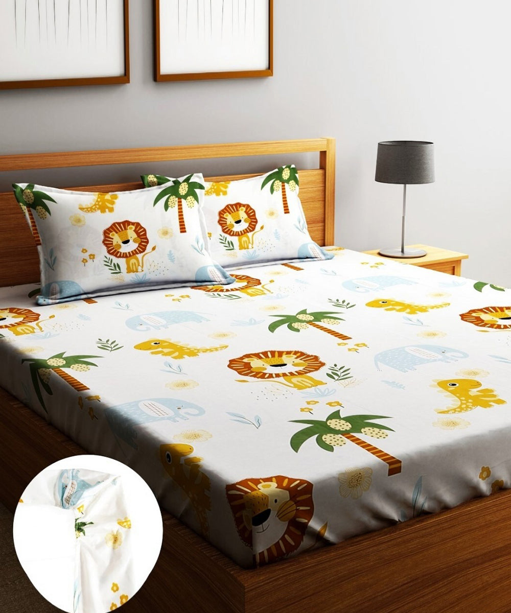Wild Adventures Super King Fitted Bedsheet With 2 Pillow Covers