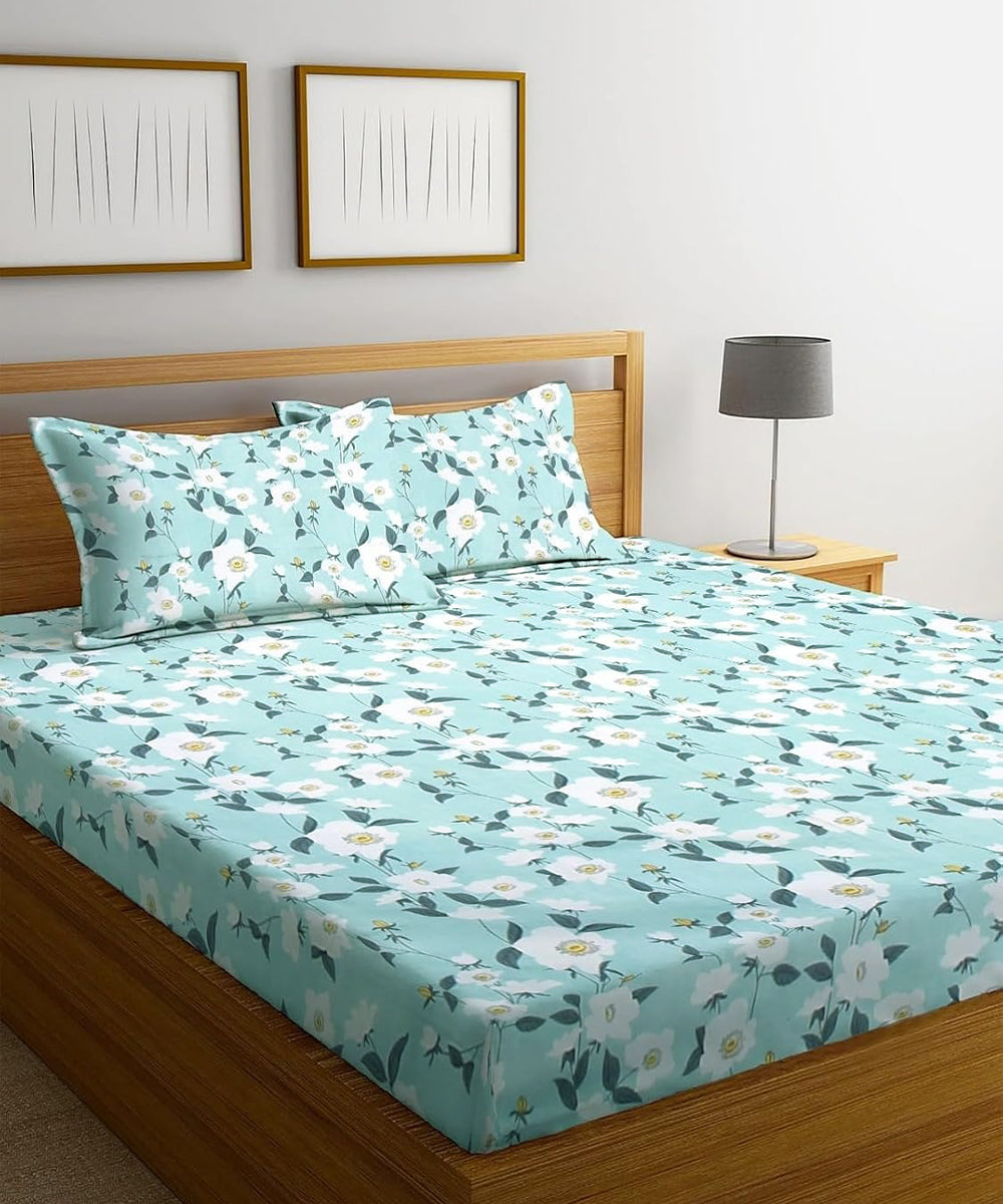 Green Blossom Queen Fitted Bedsheet With 2 Pillow Covers