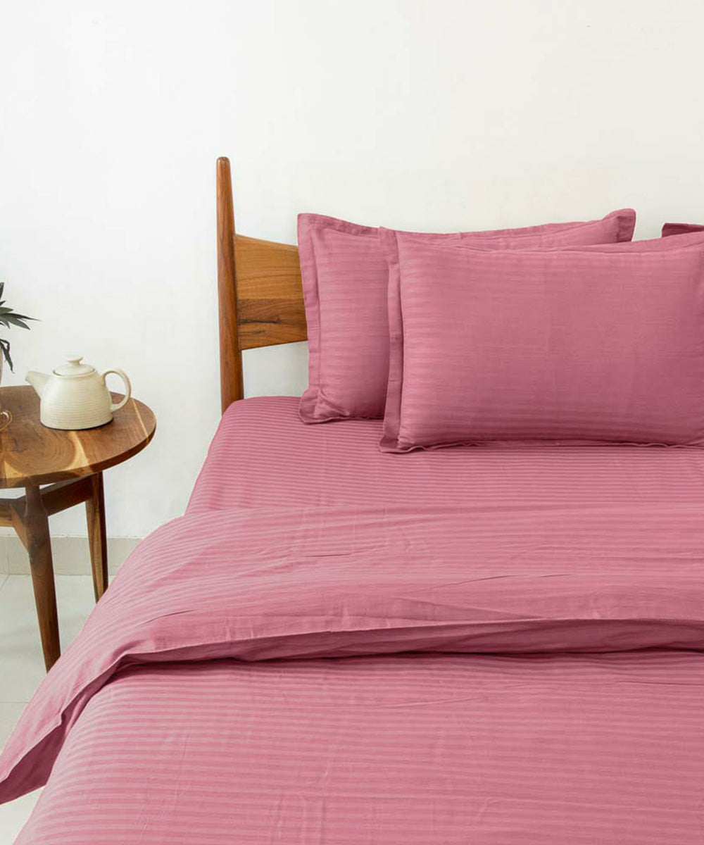 Pink Comforter Set with Bedsheet & Pillow Covers
