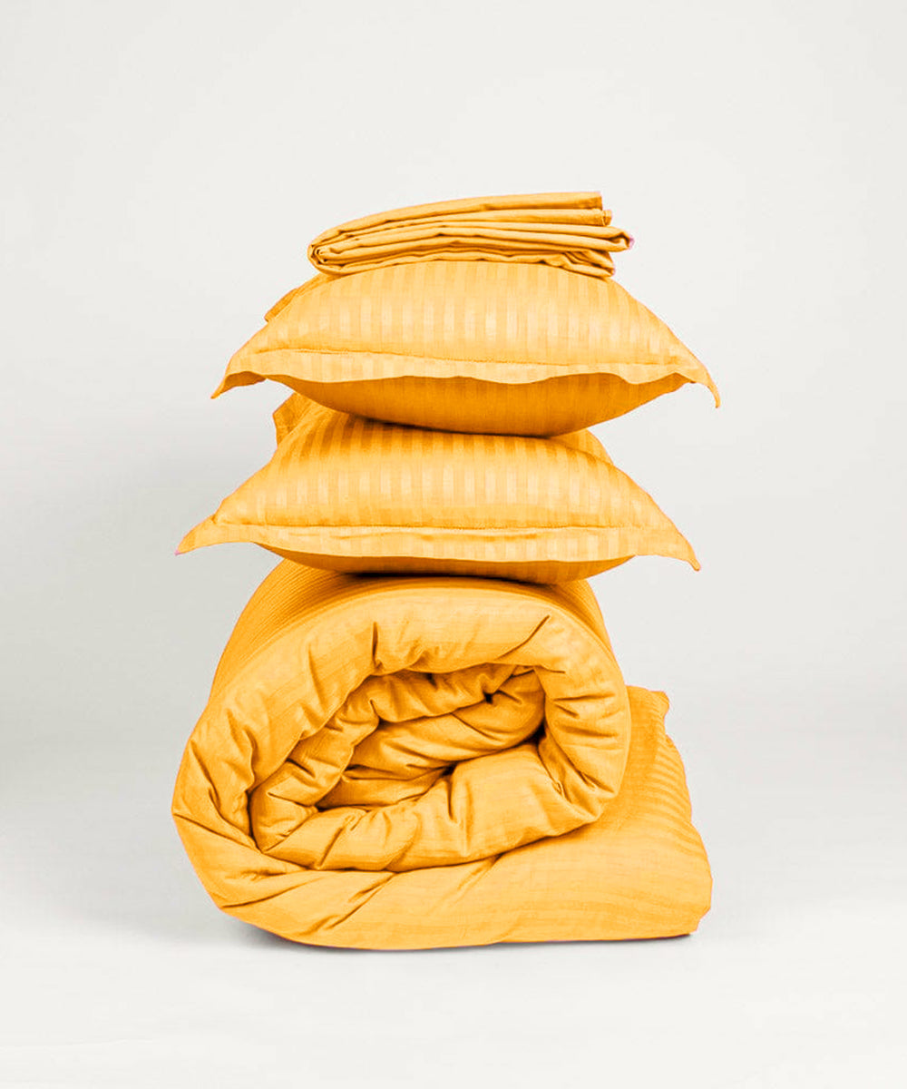 Yellow Comforter Set with Bedsheet & Pillow Covers