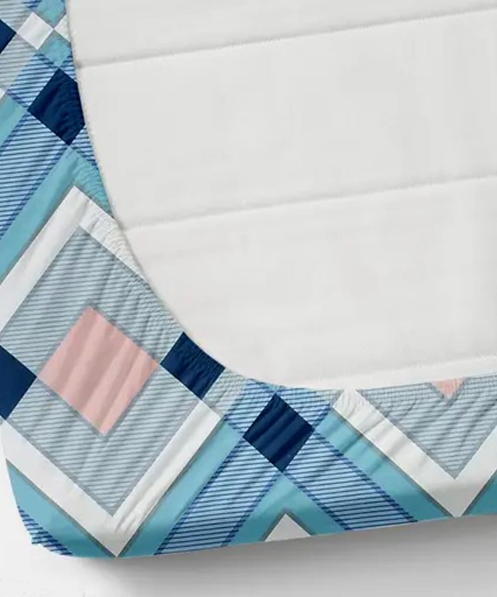 Aqua Geometric Single Fitted Bedsheet With 1 Pillow Cover
