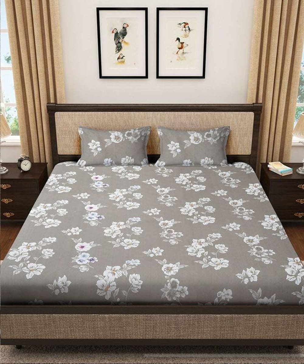 Pretty White Floral King Size Bedsheet With 2 Pillow Covers