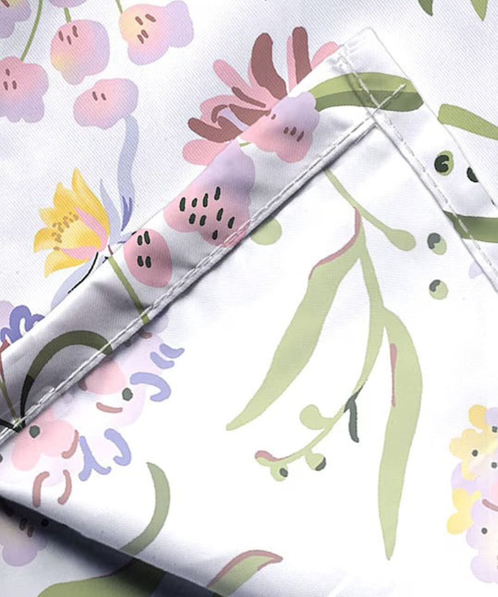 White Floral King Size Bedsheet With 2 Pillow Covers