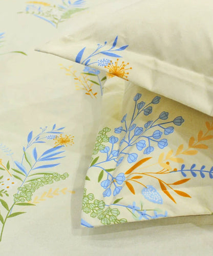Bunch of Flower Flat Double Bedsheet With 2 Pillow Covers