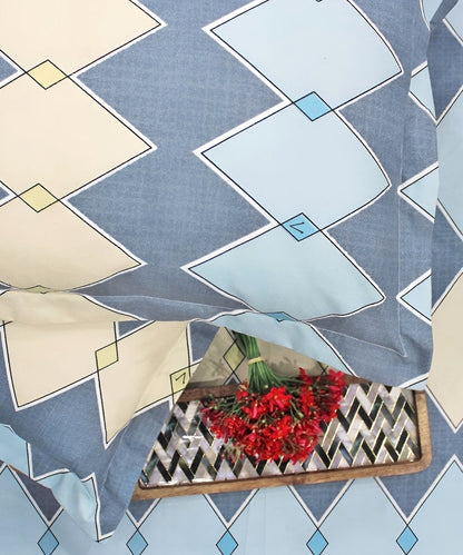 Multi Rhombus King Size Bedsheet With 2 Pillow Cover