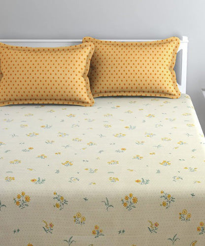 Floral King Size Bedsheet With 2 Pillow Covers