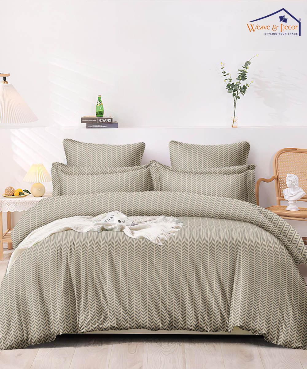 Subtle Chevron Quilt / Blanket / Razai / Duvet Covers
